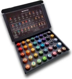 Koffie Proeverij Pakket Groot 40 Stuks Verschillende Smaken Met Mystery Card 'Get Well Soon' Met Persoonlijke (video) Boodschap | Verjaardag | Sinterklaas | Kerstpakket | Vaderdag | Moederdag | Jubileum | Valentijnsdag -Koffie Discountwinkel 1093x1200 1